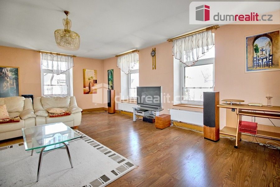 Rodinné domy, Stráž nad Ohří, 980 m²