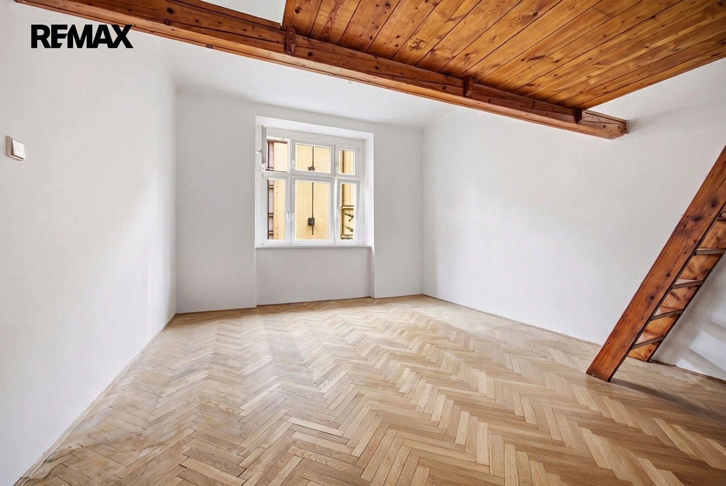 Byt 1+1 · 59 m² · Praha - Bubeneč, okres Praha 6, Hlavní město Praha - 3