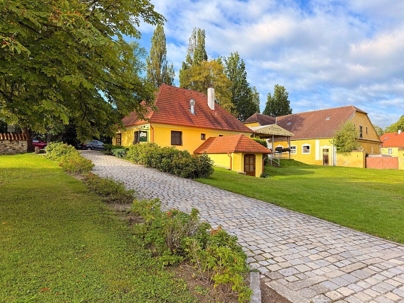Restaurace, Netolice - Petrův Dvůr, okres Prachatice, 176 m² - 2