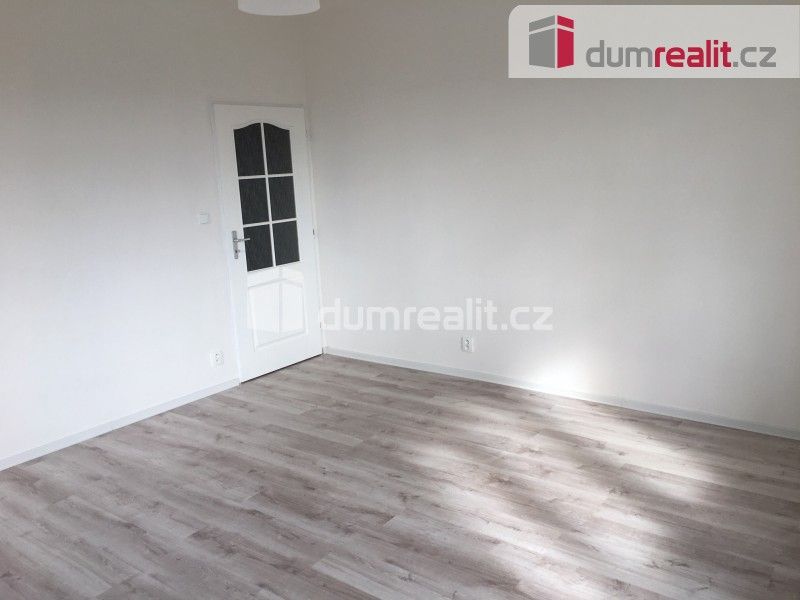 Pronájem byt 2+1 - Plánická, Praha, 60 m²