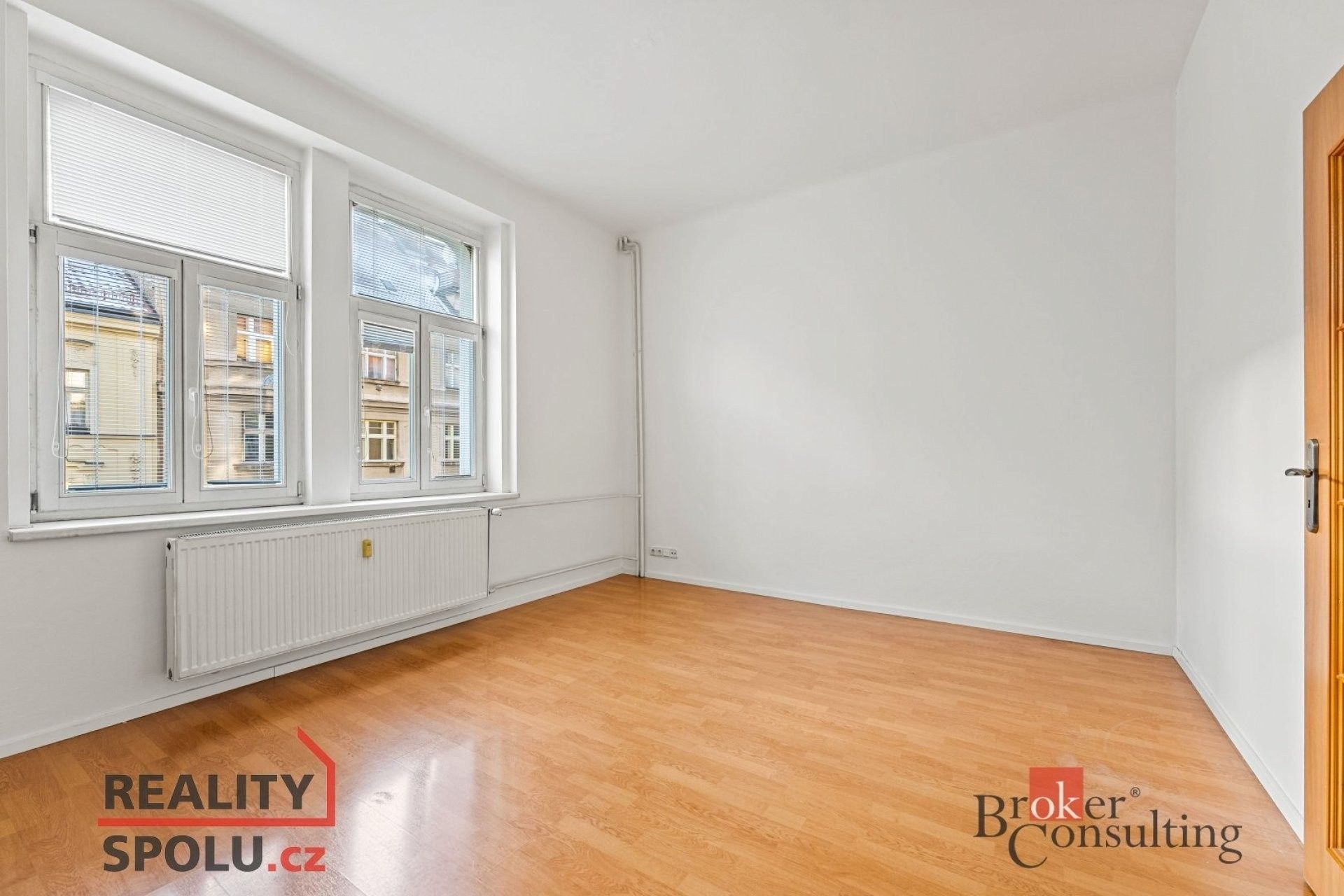 Prodej byt 2+1 - Koněvova, Praha, 55 m²