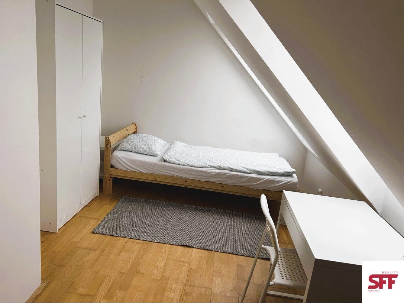 Byty, Za Pohořelcem, Praha, 15 m²