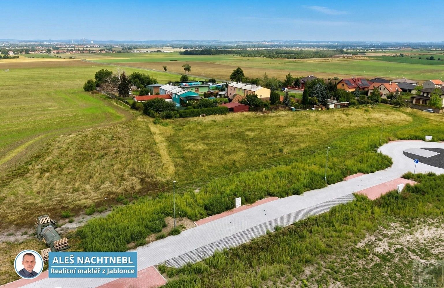Pozemek pro bydlení, 800 m²