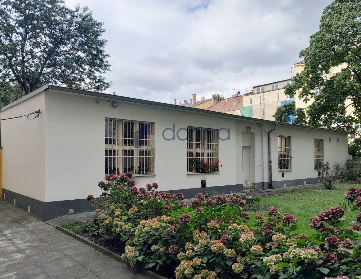 Kanceláře, Praha, 130 00