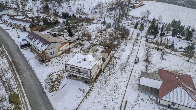 Rodinné domy, Bílovice u Uherského Hradiště, 687 12