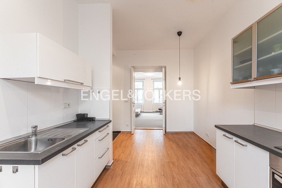 2+1, Praha - Smíchov, okres Praha 5, Hlavní město Praha, 63 m² - 2