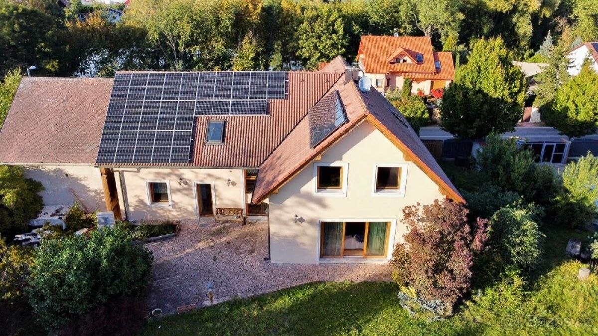 Pronájem rodinný dům - Dolní Břežany, 252 41 - 5