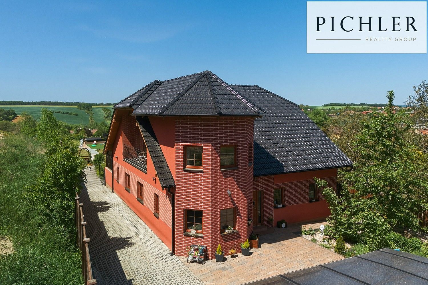 Rodinný dům, 244 m²