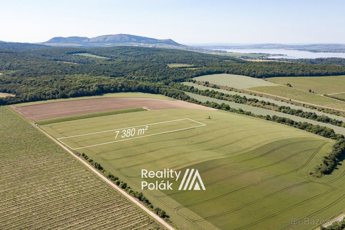 Pozemky pro bydlení, Bulhary, 691 89