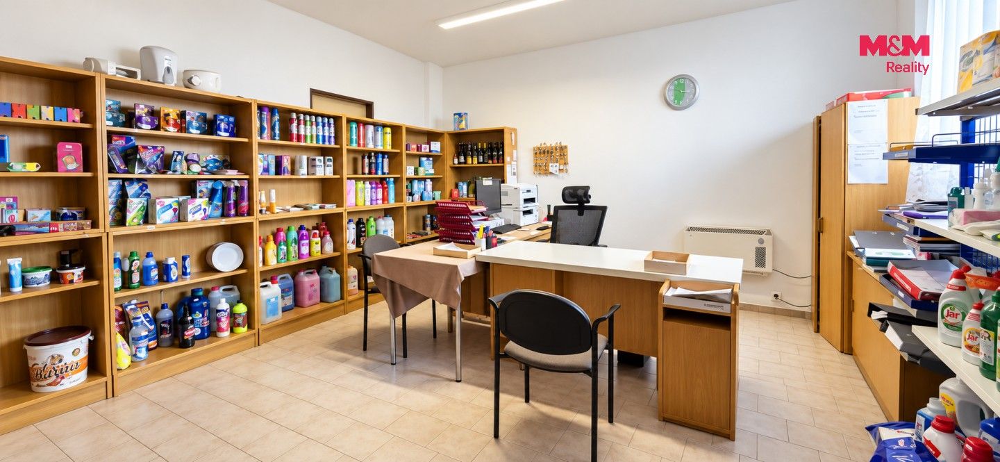 Pronájem obchodní prostory - Staré Hradiště, 340 m² - 5