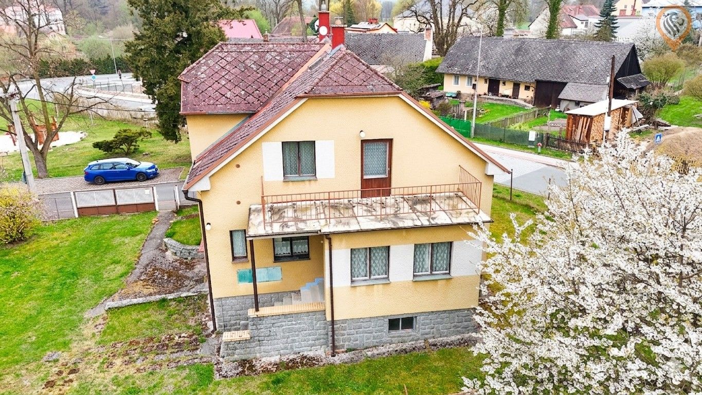 Rodinné domy, Bezděkov, 180 m² - 1