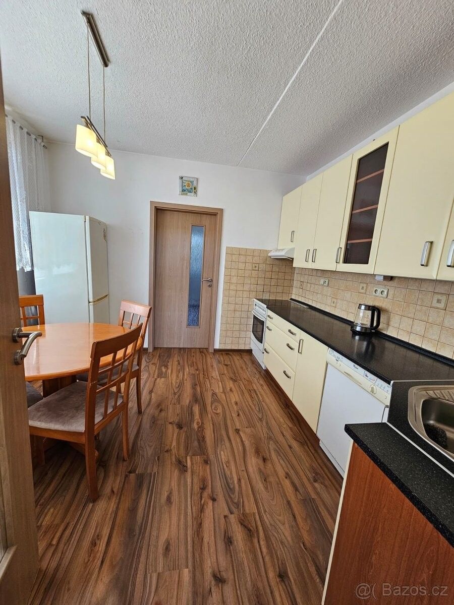 Pronájem byt - Kožichovice, 674 01