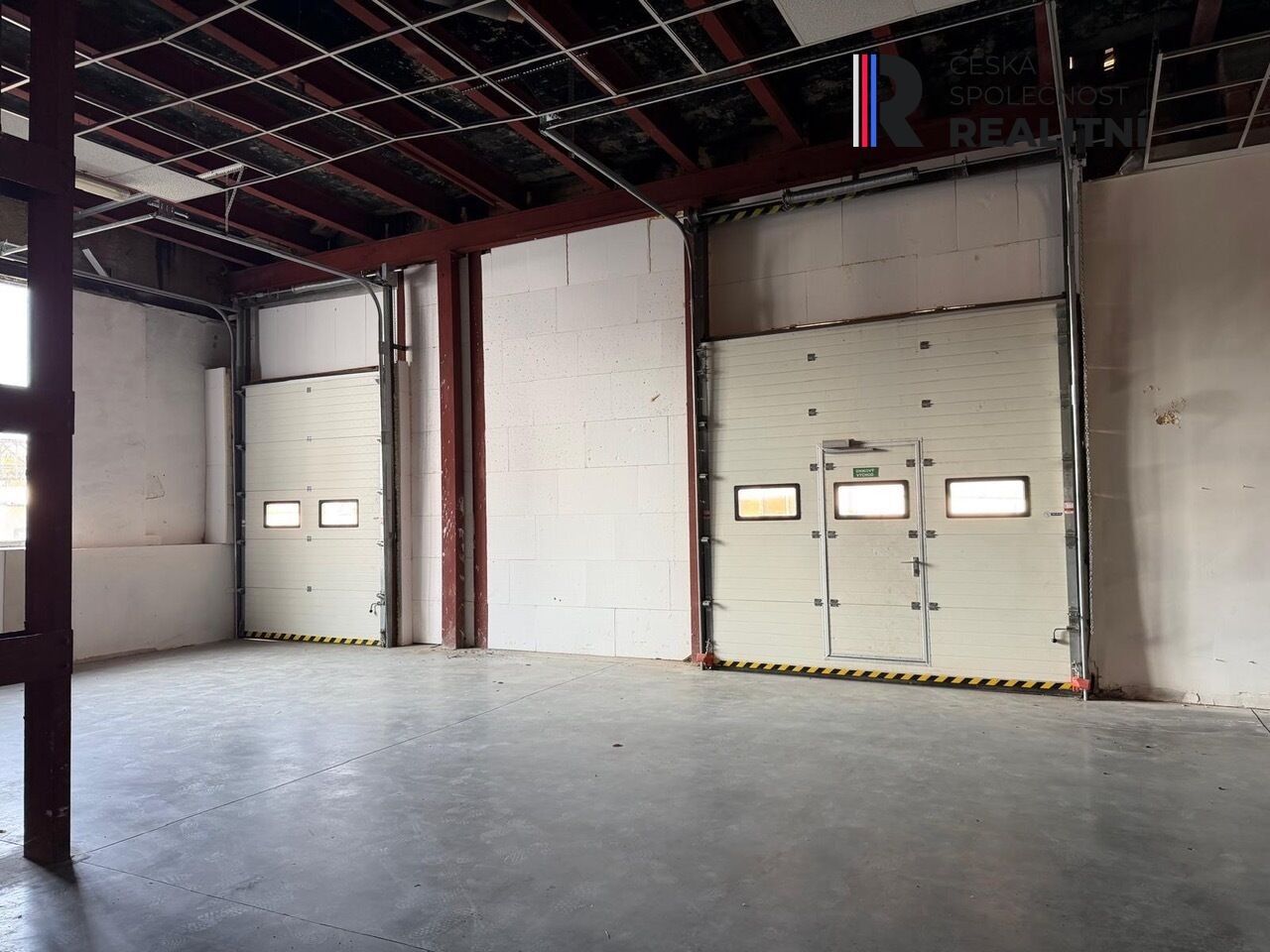 Výrobní prostory, Bergmannova, Dolní Rychnov, 5 000 m²