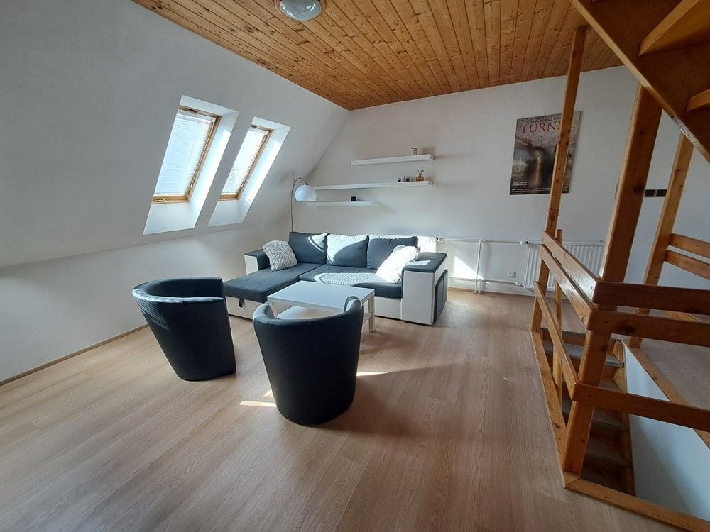 1+1, K Vodojemu, Praha - Smíchov, 58 m² - 1