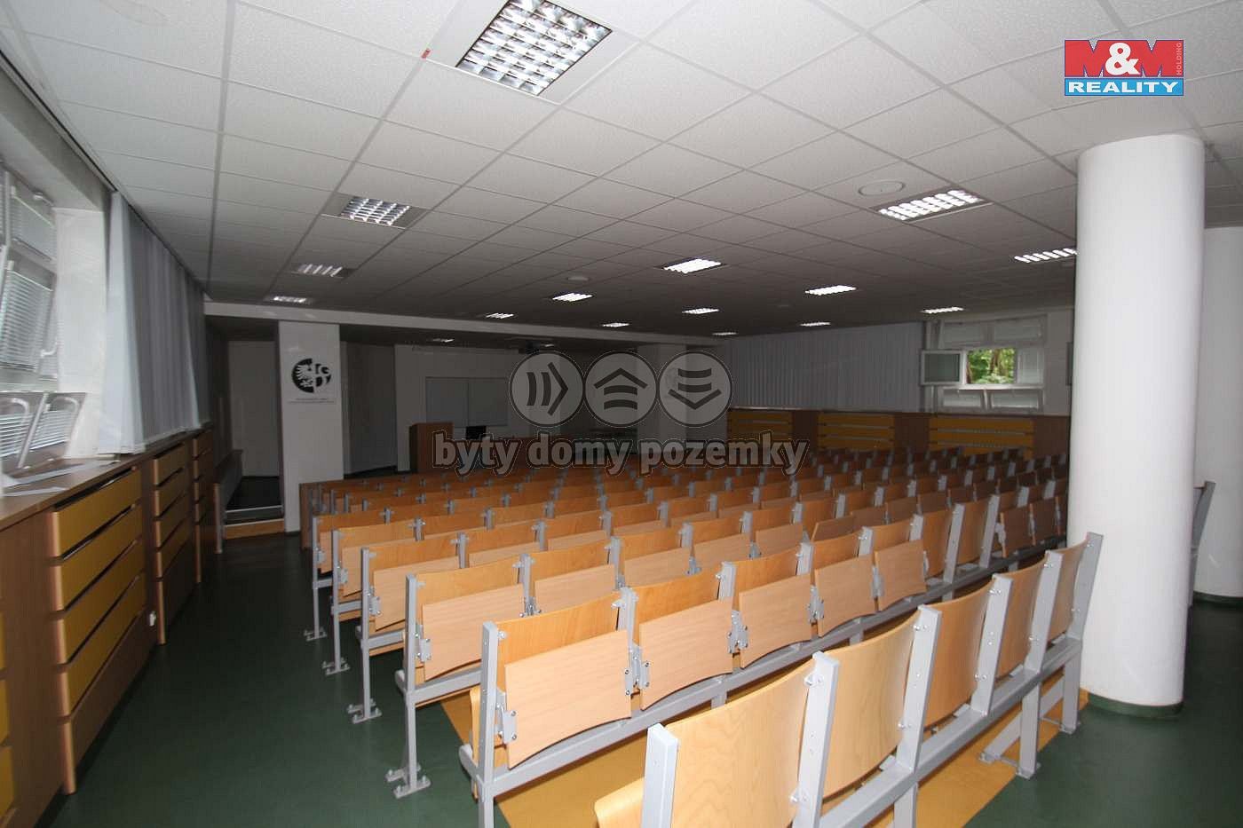 Komerční nemovitost · 3 800 m² · Karviná - Nové Město, Moravskoslezský kraj - 3