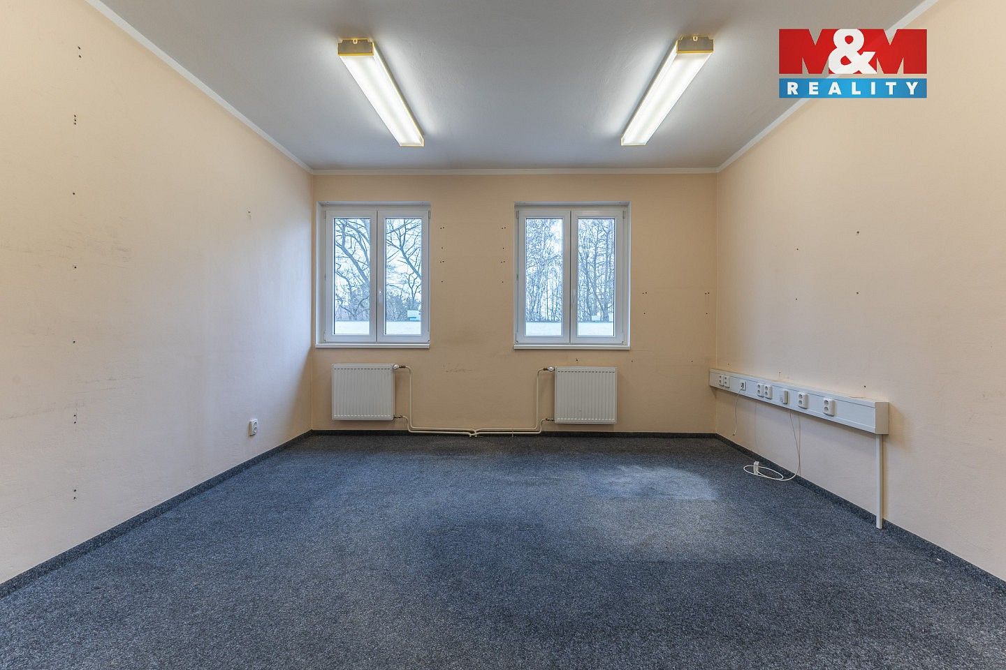 Sklad · 255 m² · Mostecká, Jirkov, okres Chomutov - 4