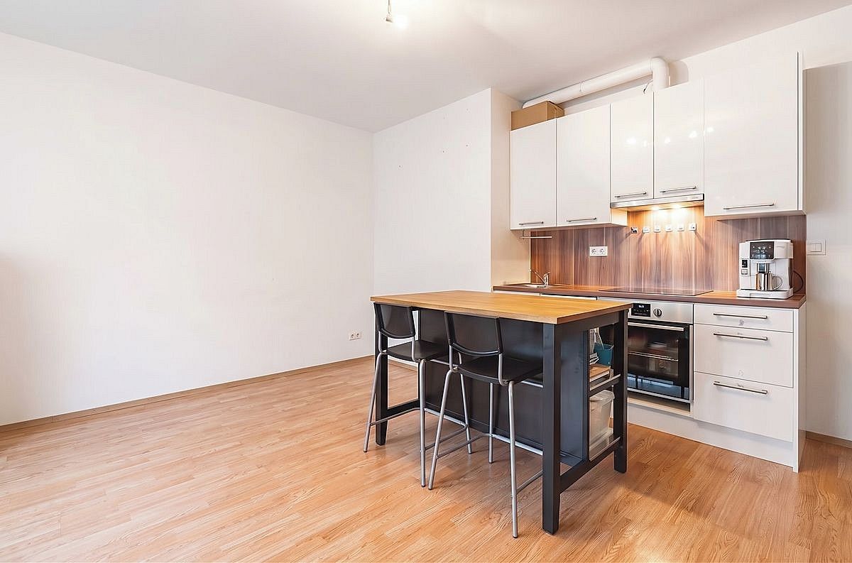 1+kk, Hostivice, okres Praha-západ, Středočeský kraj, 94 m² - 2