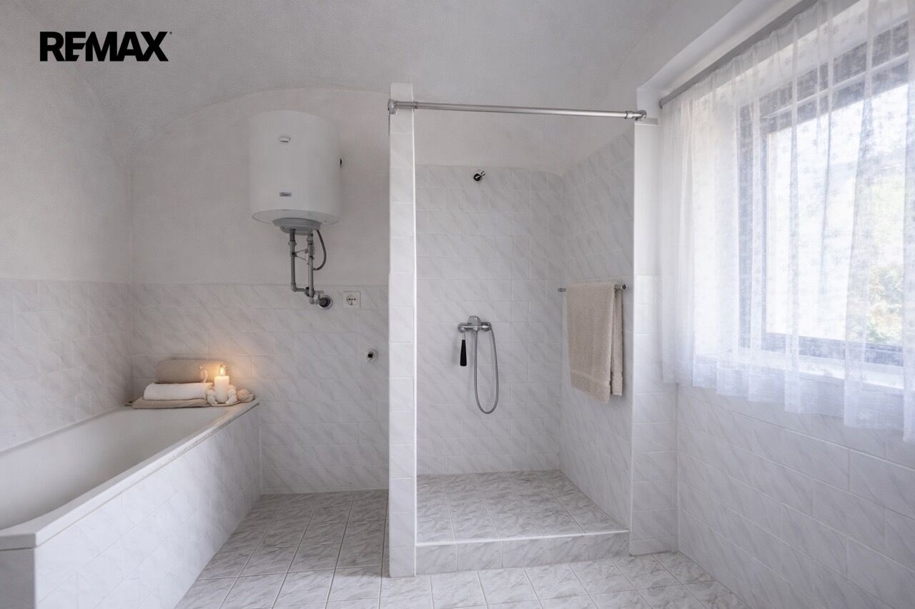 Rodinný dům · 240 m² · Kozojedy - 4