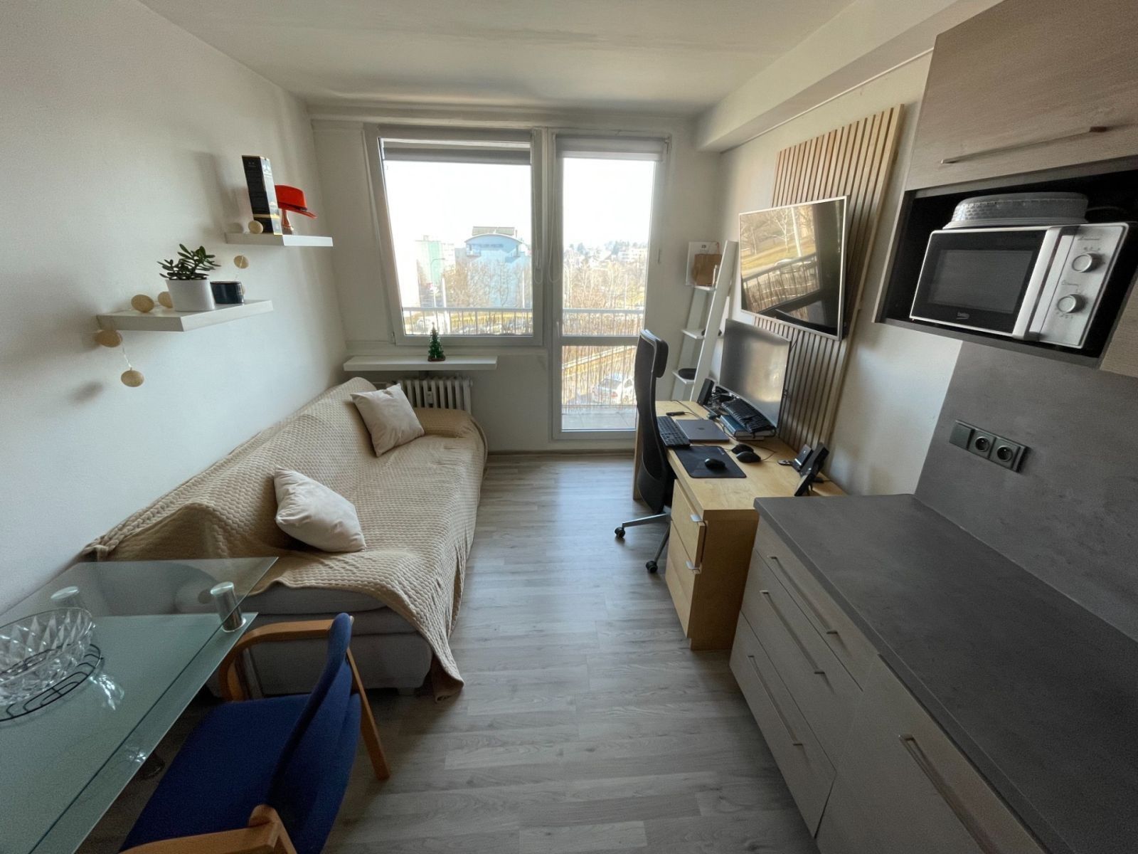 2+kk, Makovského, Praha, 47 m²