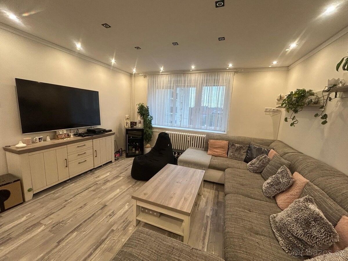 Byty, Bukovno, 294 25