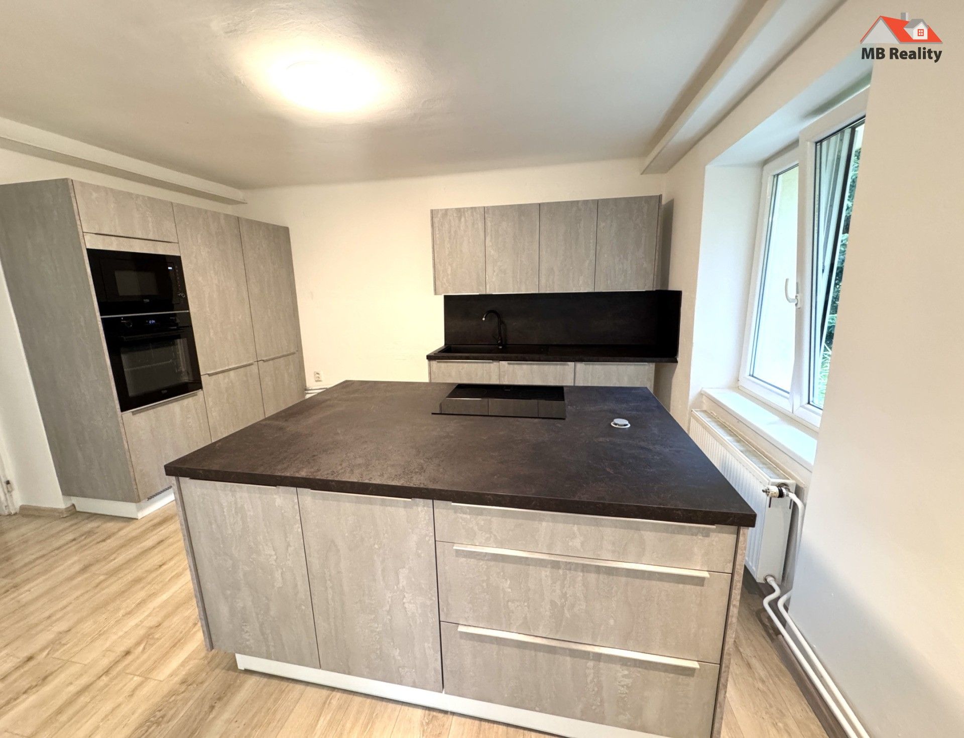 Prodej byt 2+kk - Kamenná, Zlín, 56 m²