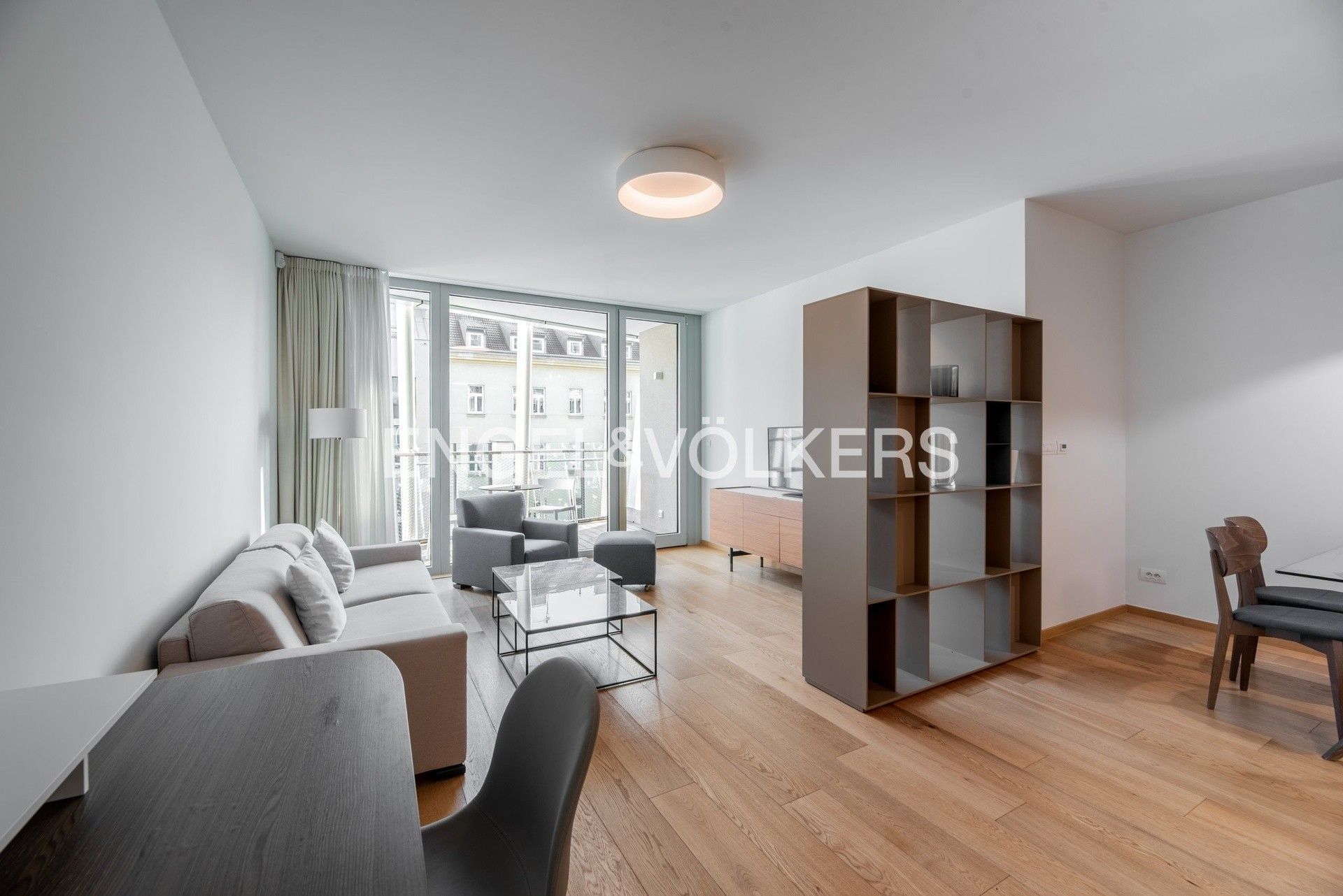 Pronájem byt 2+kk - Holečkova, Praha, 73 m²