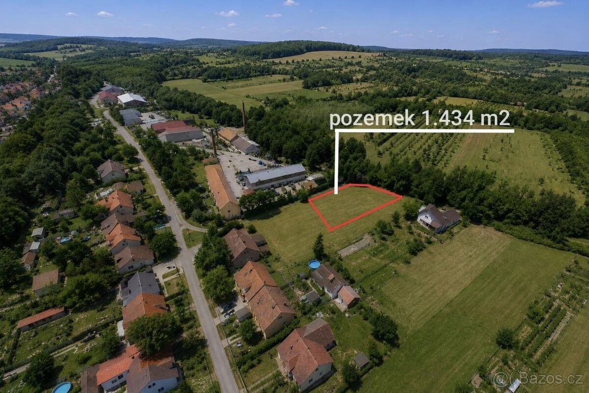 Pozemky pro bydlení, Velká nad Veličkou, 696 74 - 1