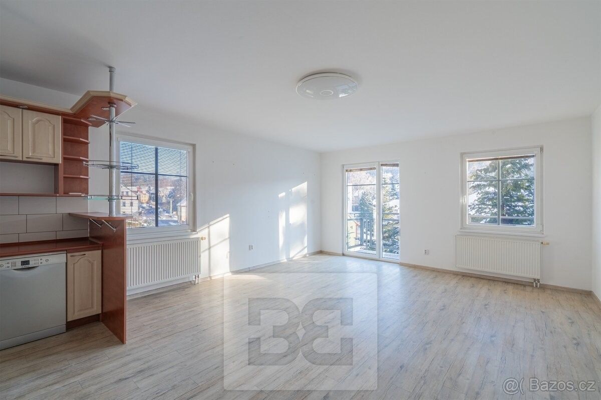 Byty, Liberec, 460 15