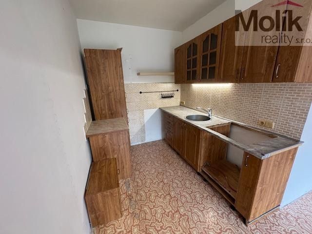 Pronájem byt 2+kk - Jana Kubelíka, Most, 40 m²