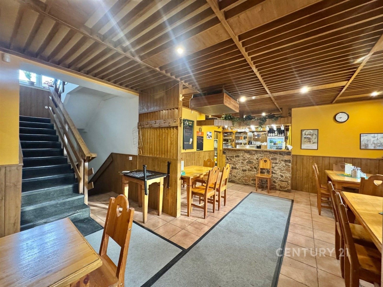 Restaurace, Sladkovského, Brno, 99 m²