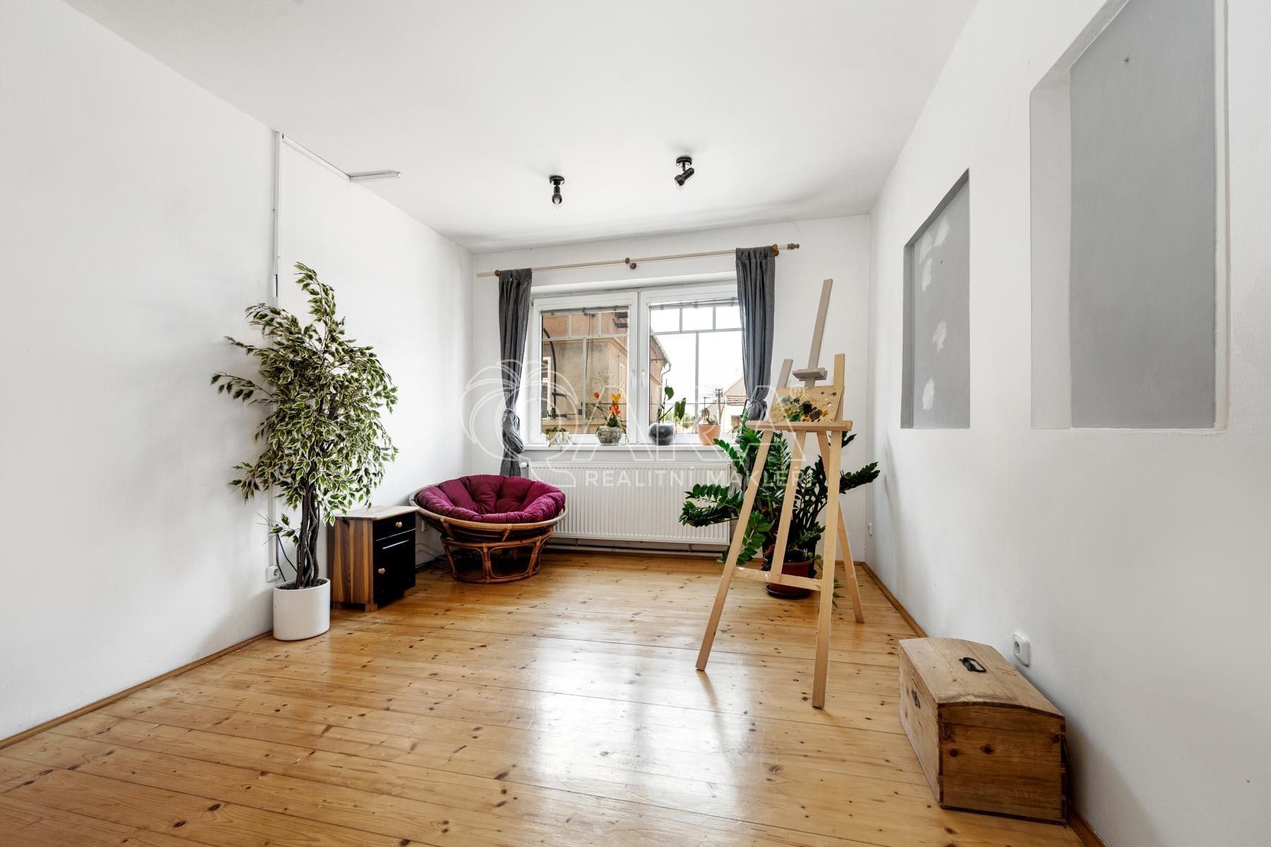 Prodej rodinný dům - Pražská  , Velvary, 218 m² - 5