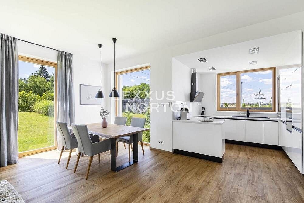 Rodinný dům · 267 m² · Praha - Velká Chuchle, okres Praha 16, Hlavní město Praha - 3