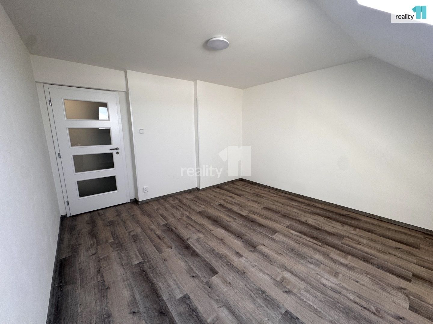Prodej byt 2+1 - Hanusova, Praha, 53 m² - 5