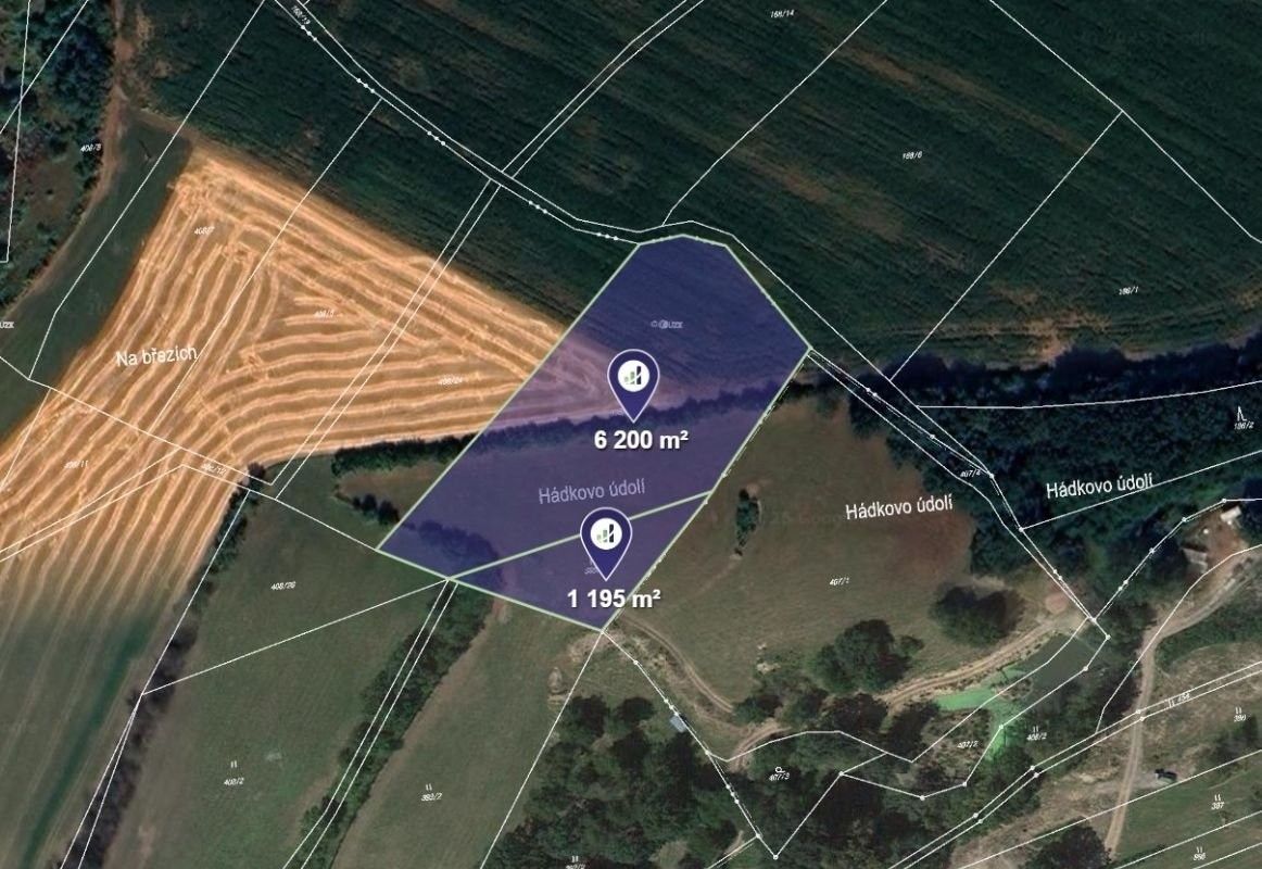 Zemědělské pozemky, Měrotín, 2 465 m²