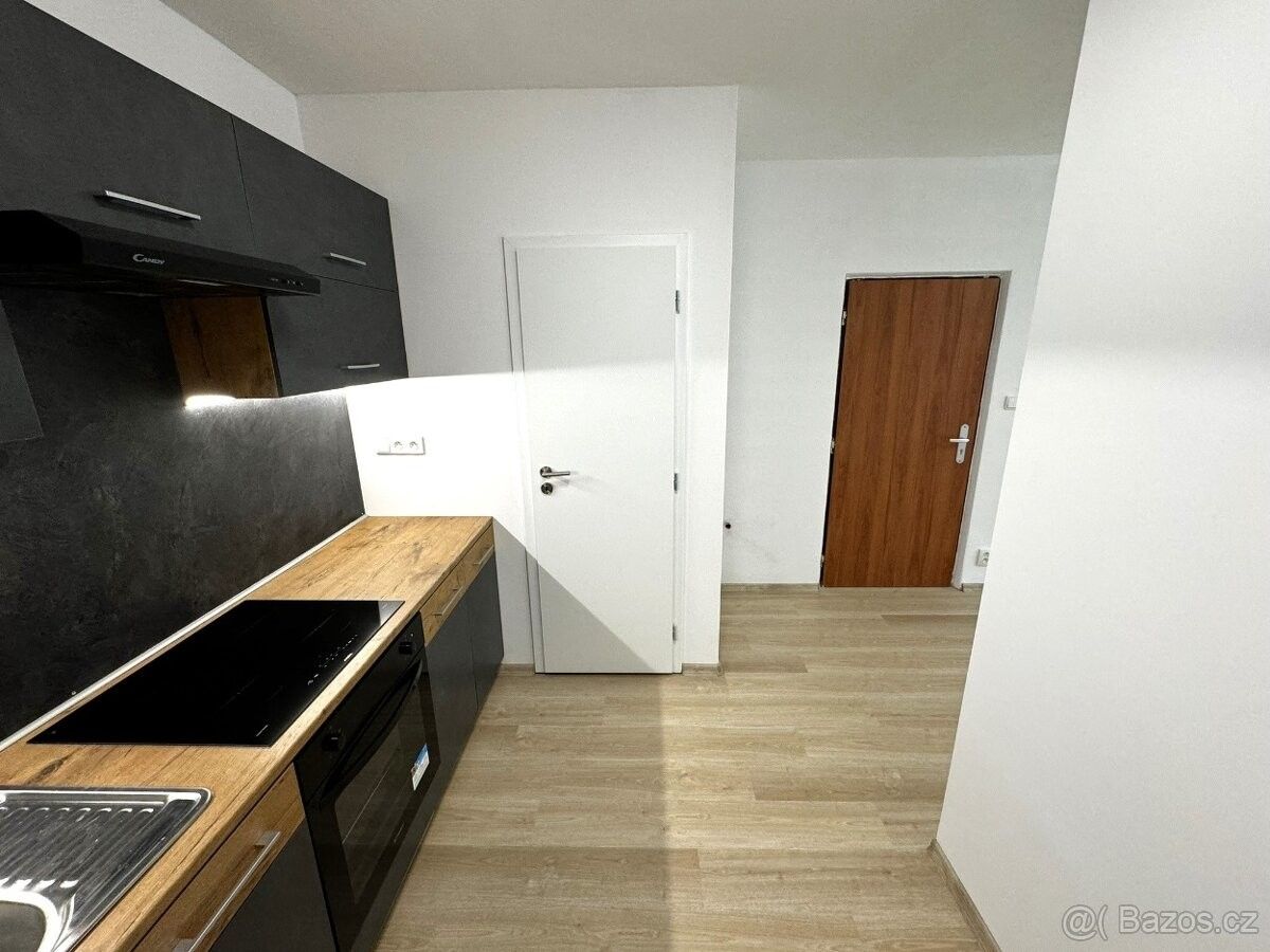 Prodej byt 1+kk - Plzeň, 323 00, 28 m²