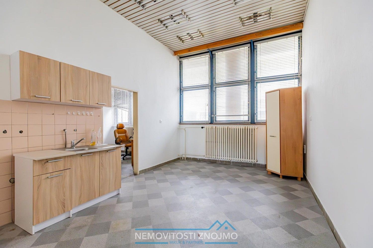 Pronájem obchodní prostory - Znojmo, Jihomoravský kraj, 451 m² - 5