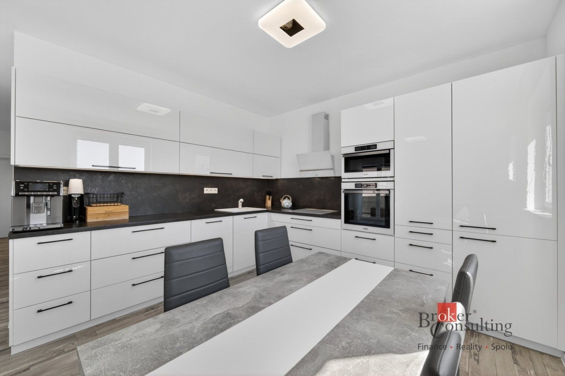 Byt 4+kk · 80 m² · Vochov - 3