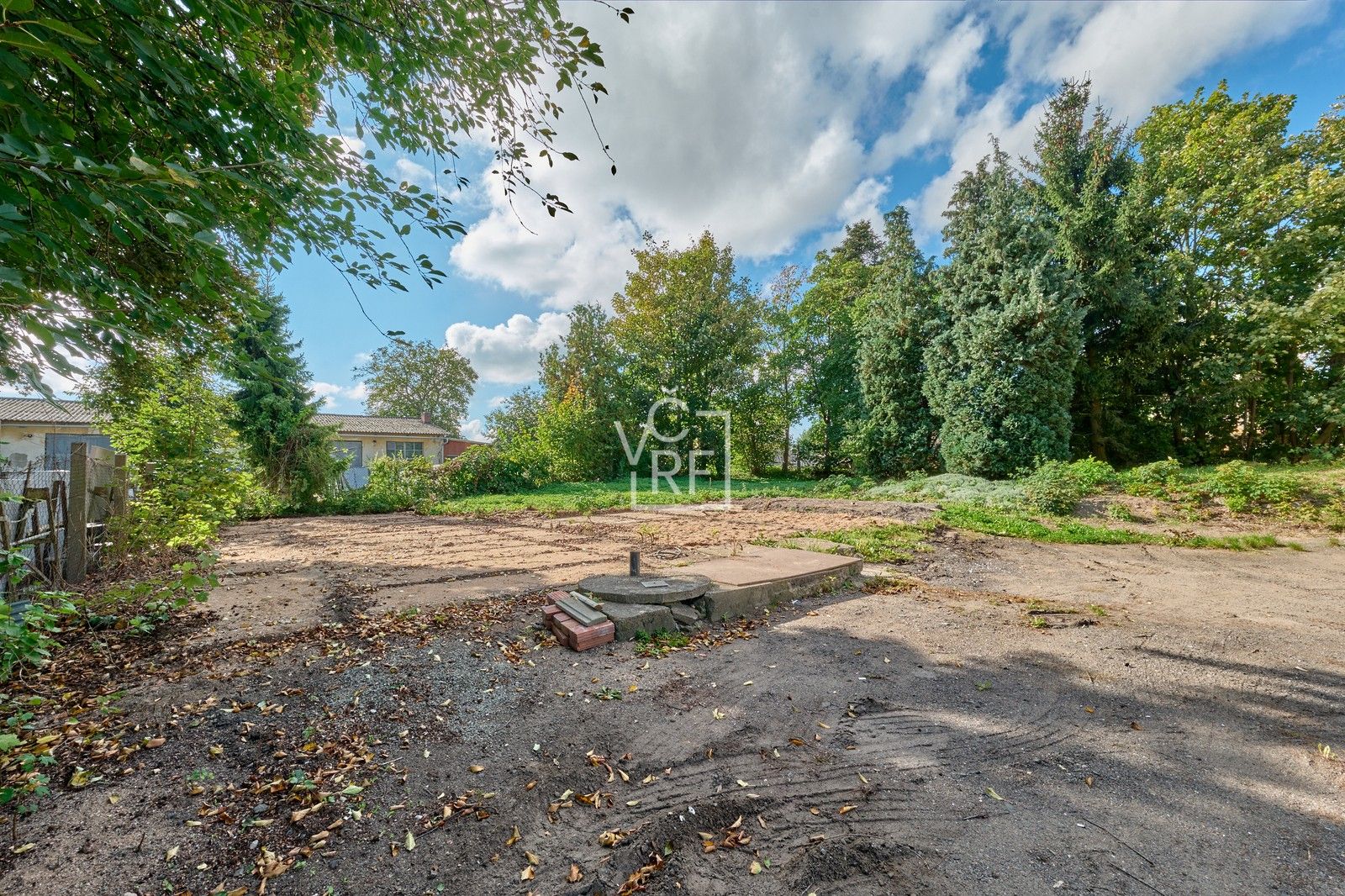 Prodej pozemek pro bydlení - Pražská třída, Hradec Králové, 1 m²