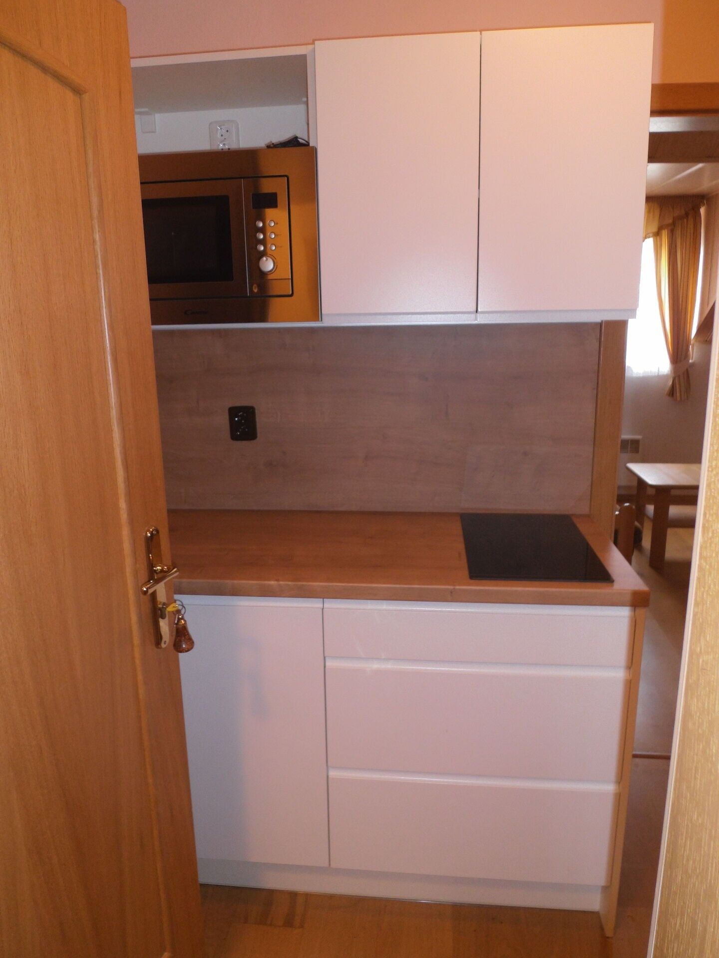 Pronájem byt 1+kk - Studentská, Karlovy Vary, 23 m² - 5