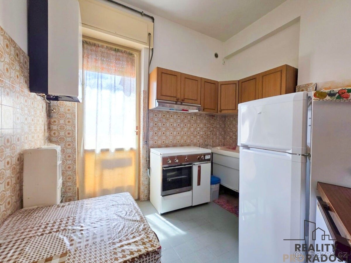 Prodej byt - 987 66, Zahraničí