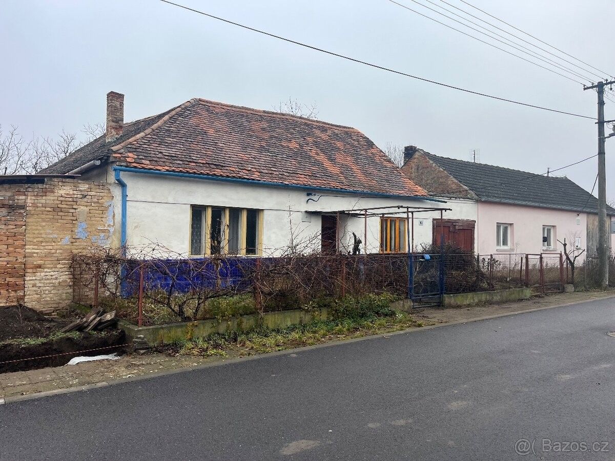 Prodej rodinný dům - Jiřice u Miroslavi, 671 78