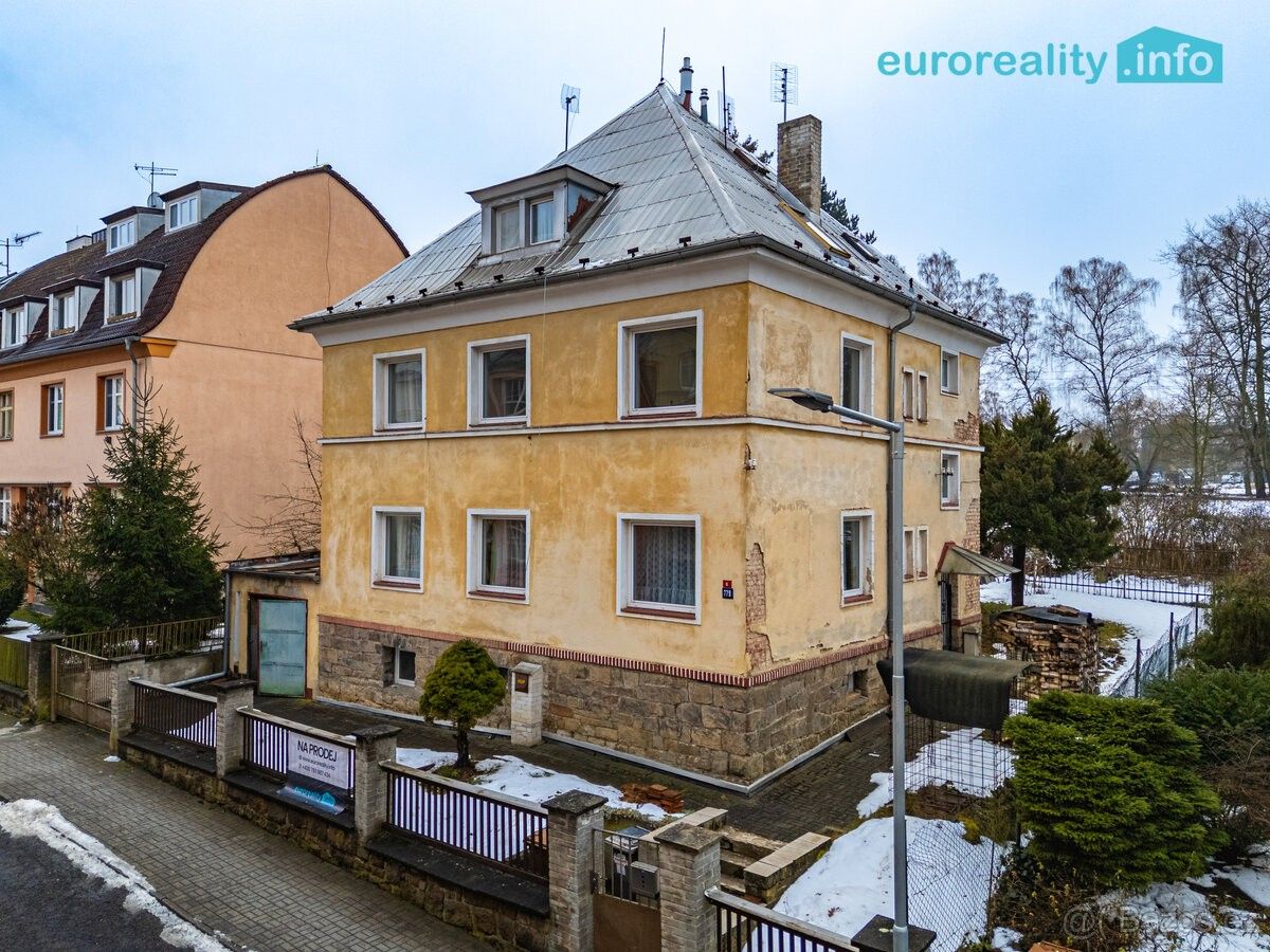 Prodej rodinný dům - Cheb, 350 02