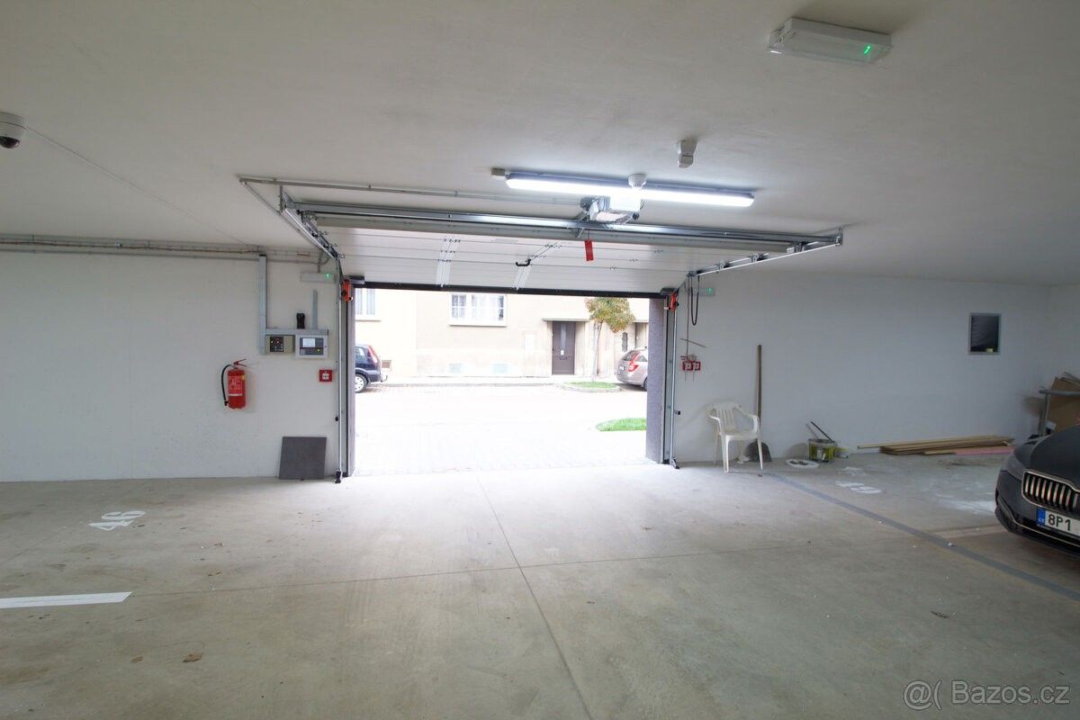Pronájem garáž - Plzeň, 301 00