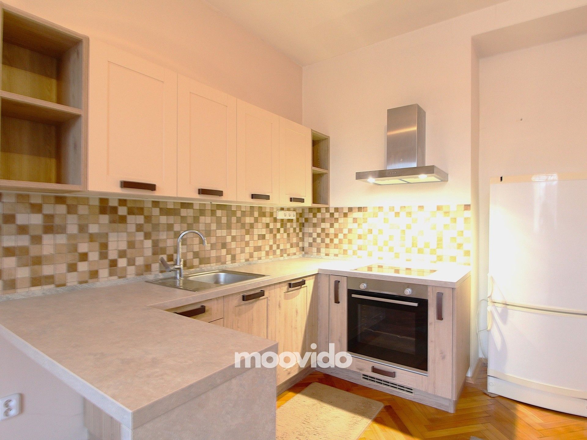 3+kk, náměstí Dr. Václava Holého, Praha, 81 m²