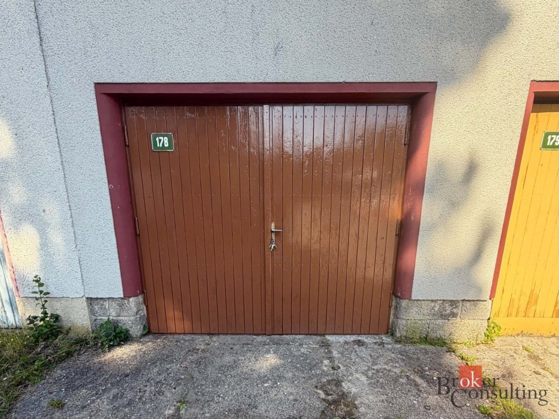 Garáže, Radniční, Tanvald, 22 m²