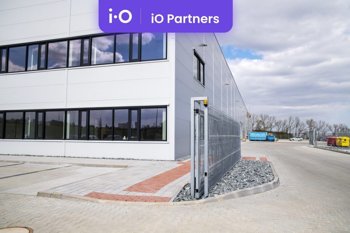 Sklady, Plzeňská, Cerhovice, 13 m²