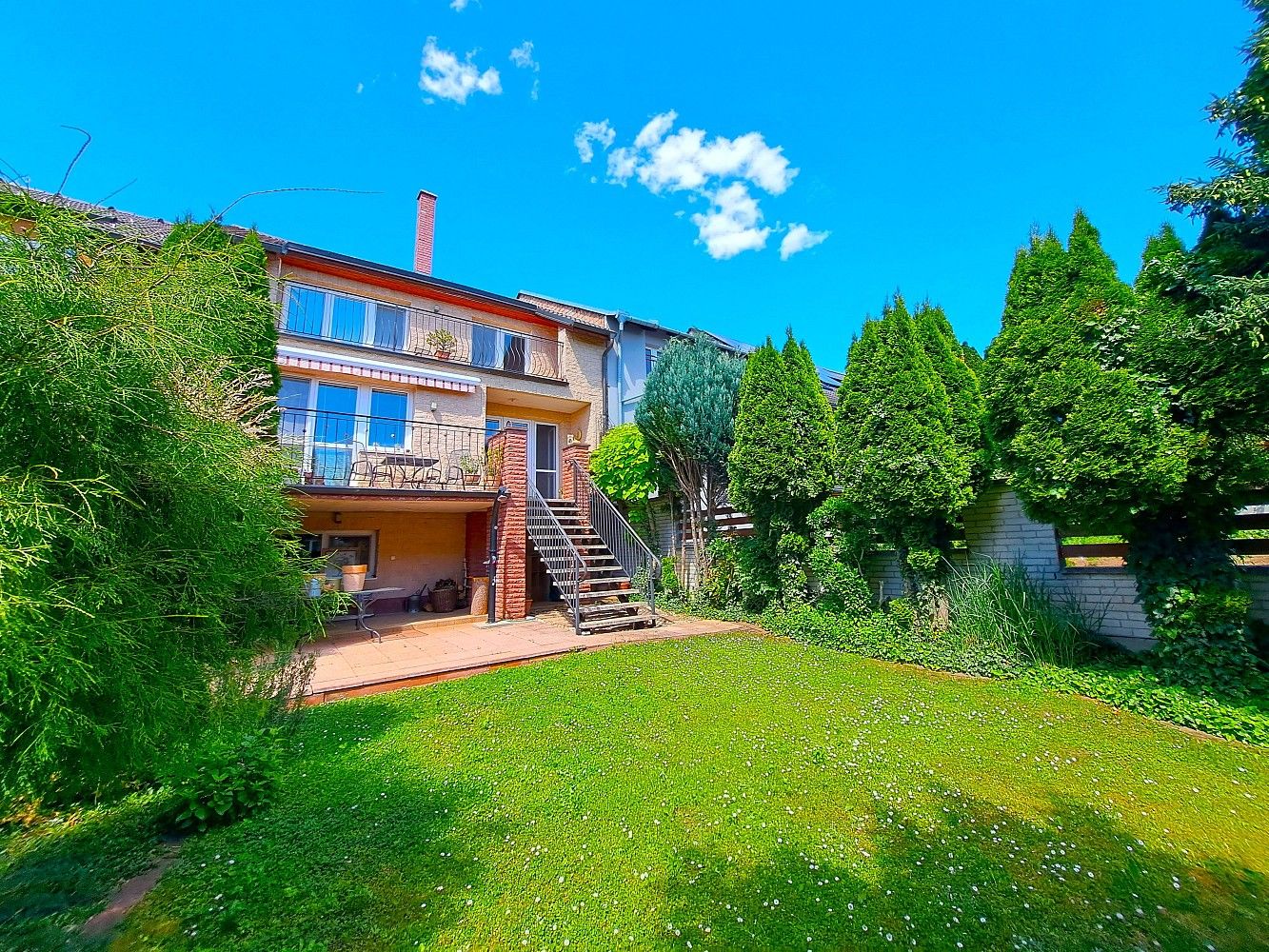 Rodinné domy, Vinohrady, Kyjov, okres Hodonín, 204 m² - 1