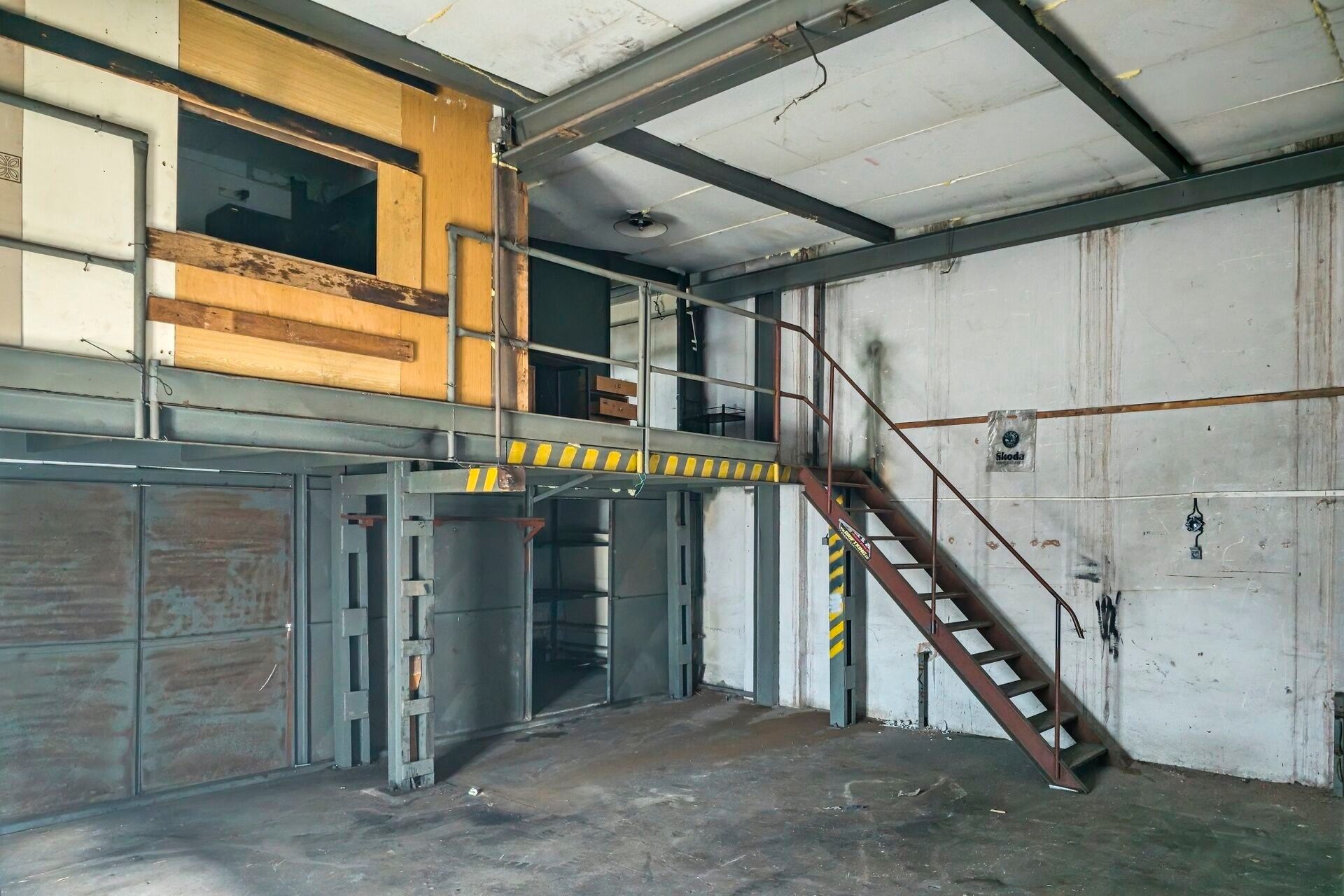 Garáže, Náchodská , Hradec Králové Plotiště nad Labem, 65 m² - 2