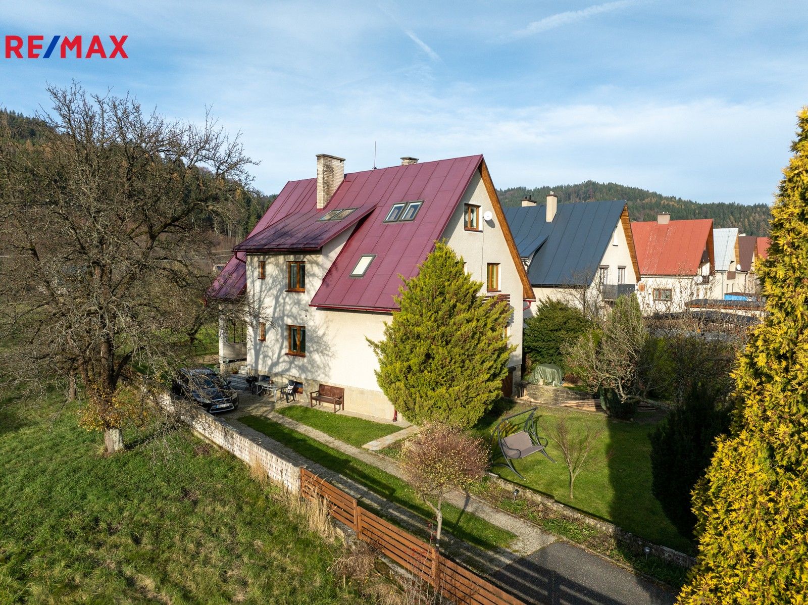 Prodej rodinný dům - Vsetínská, Karolinka, 313 m²