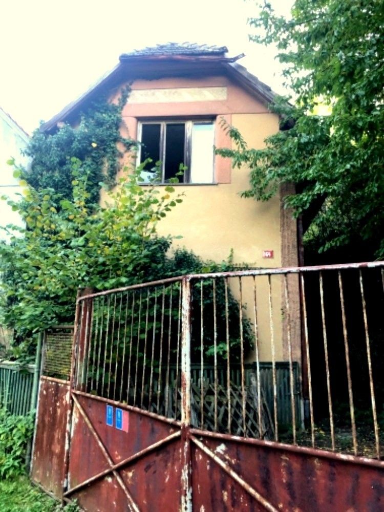 Prodej dům - Pozdeň, 273 76